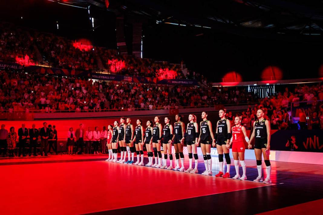 Filenin Sultanları salladı Hollanda'yı: Burası Apeldoorn İstanbul değil 10